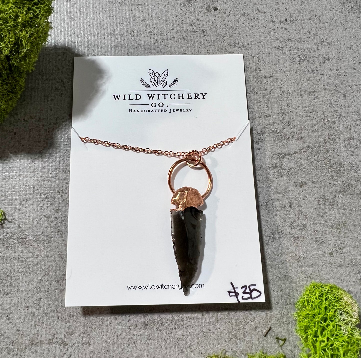Obsidian Arrowhead Necklace on 18 in chain