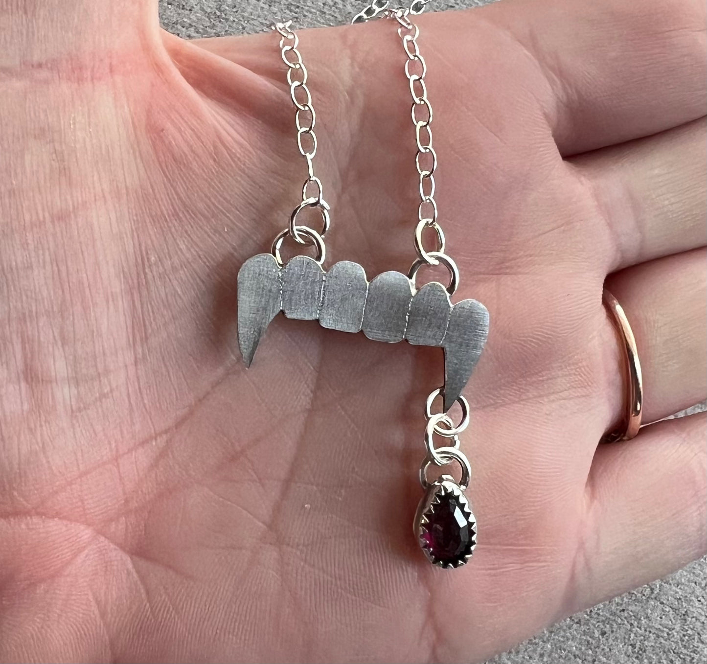 Vampire Fangs with Garnet B L O O D Droplet