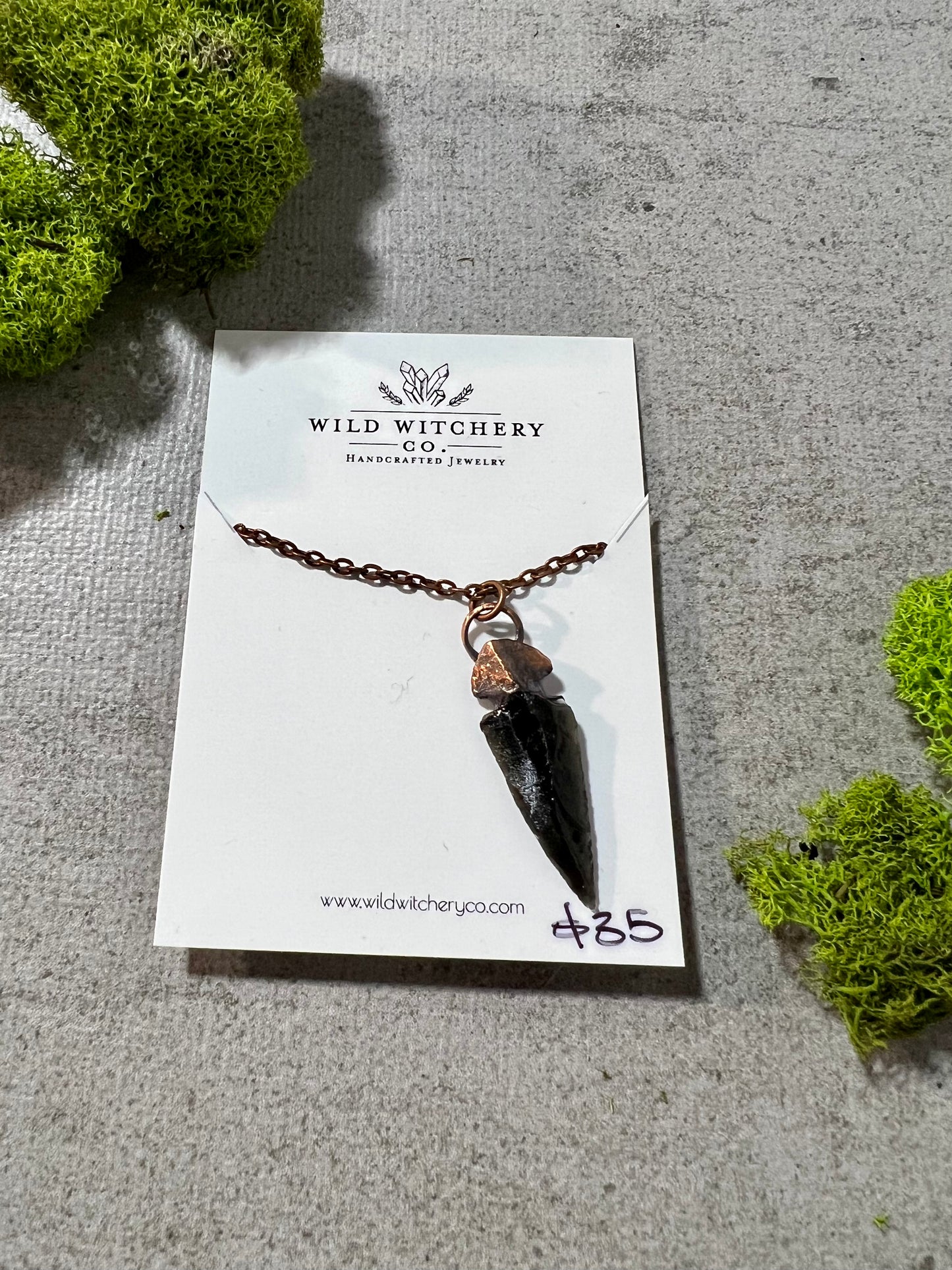 Obsidian Arrowhead Necklace on 24 in chain