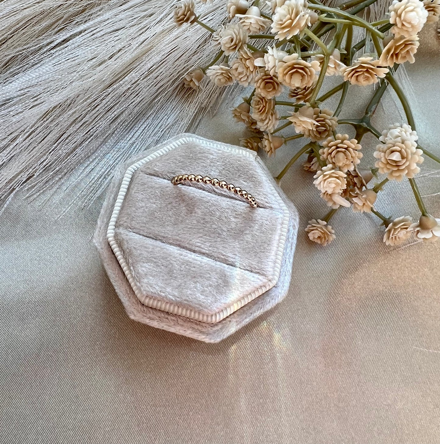Esmé | Beaded Minimalist Ring