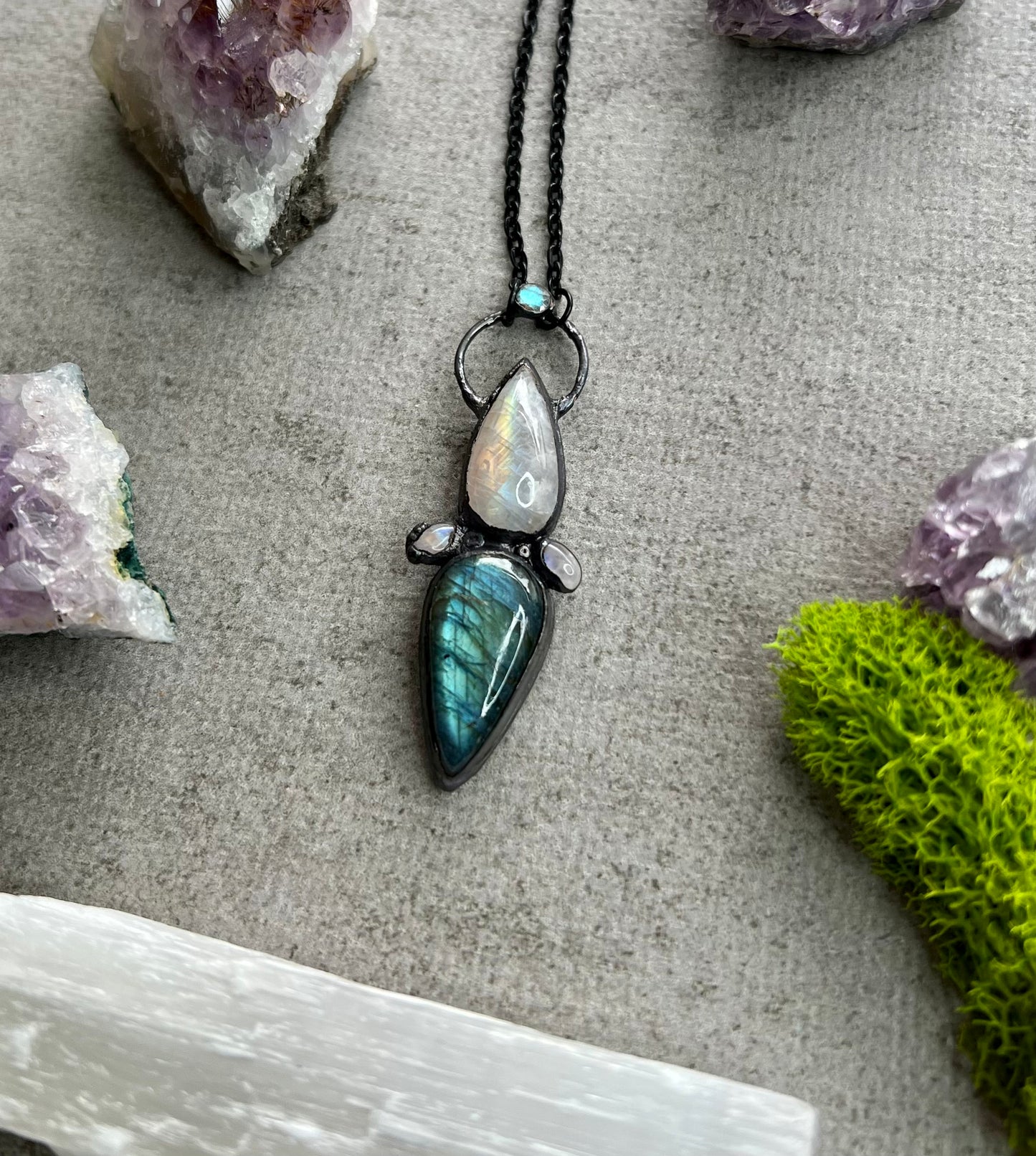 Blue flashy labradorite and moonstone necklace