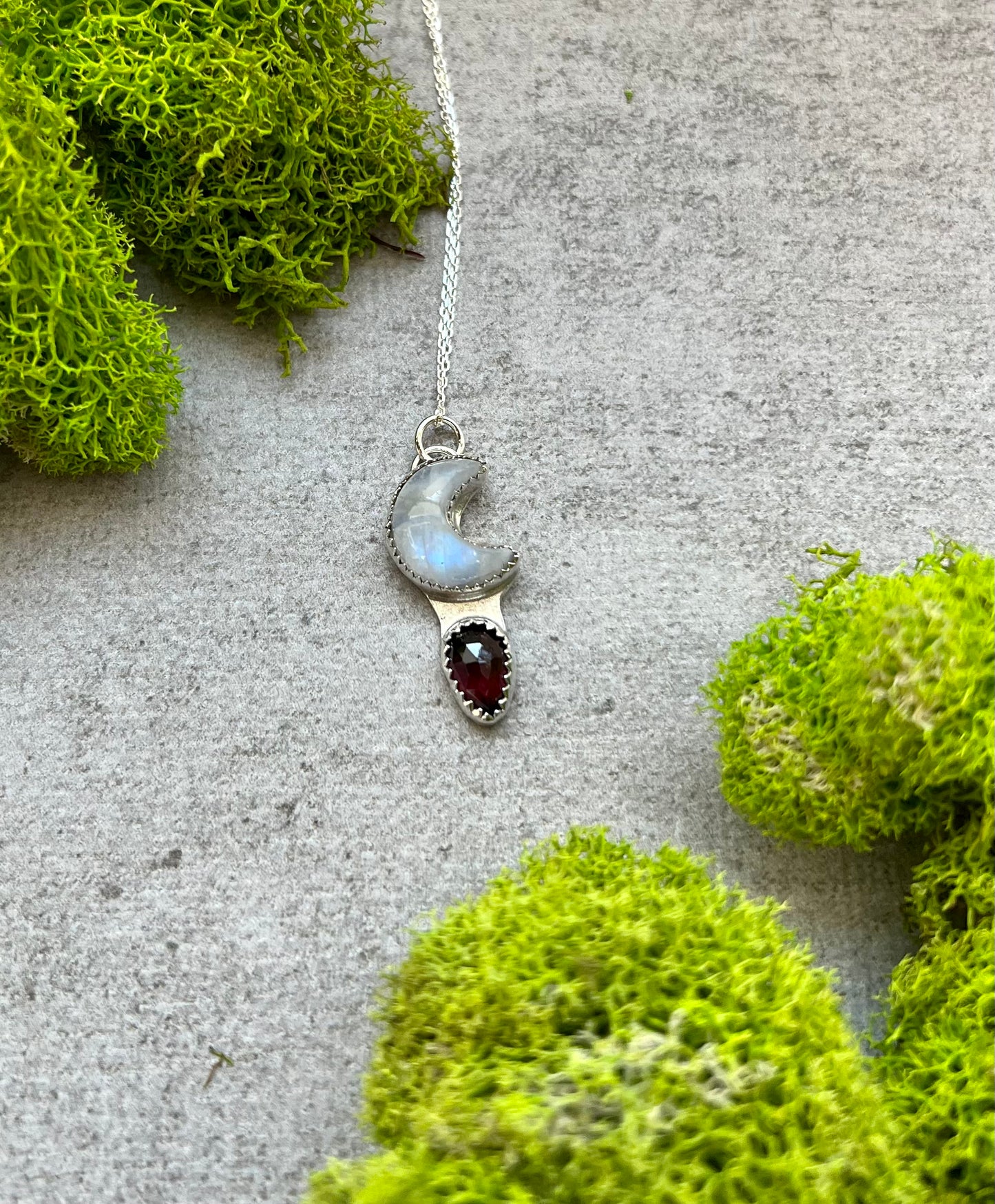 Flashy Moonstone and Garnet Sterling Silver Necklace