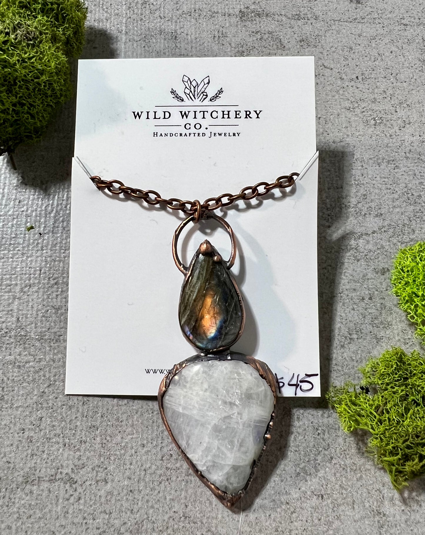 Labradorite and Moonstone necklace on 18 in chain
