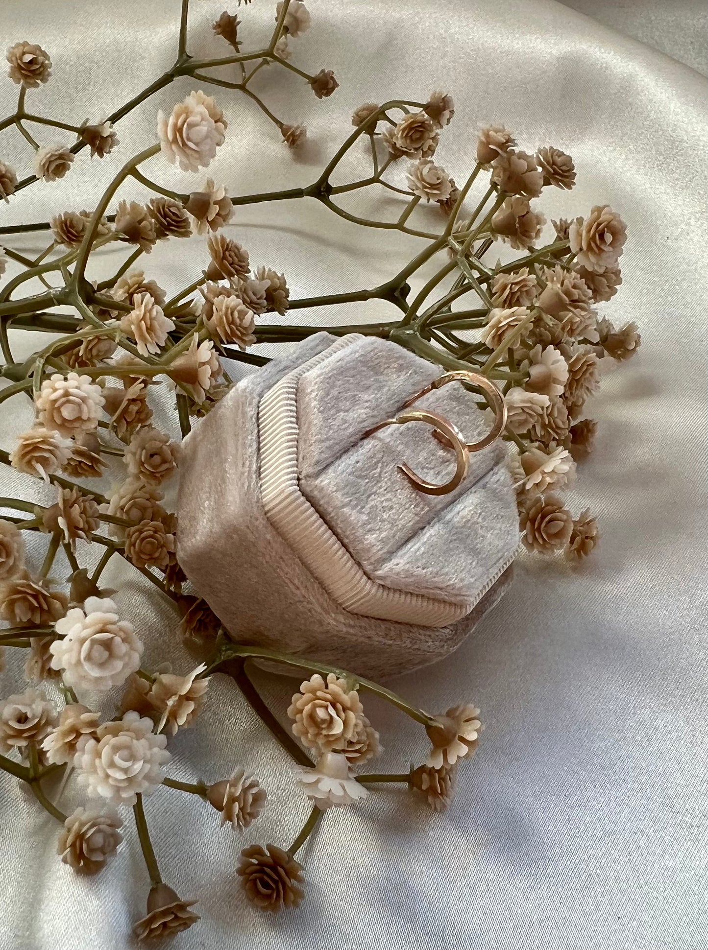 Elowyn | Hoop Stud Earrings