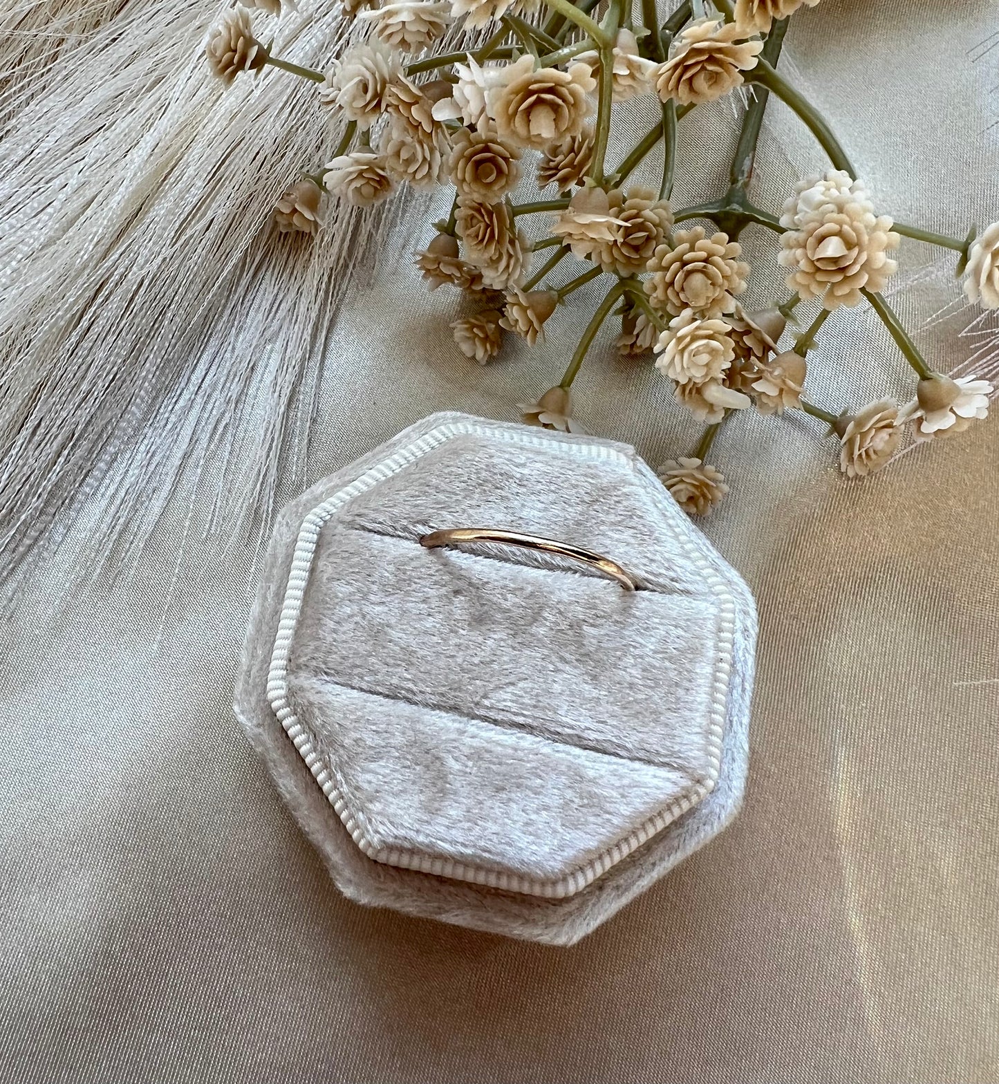 Aphrodite | Minimalist Ring Band